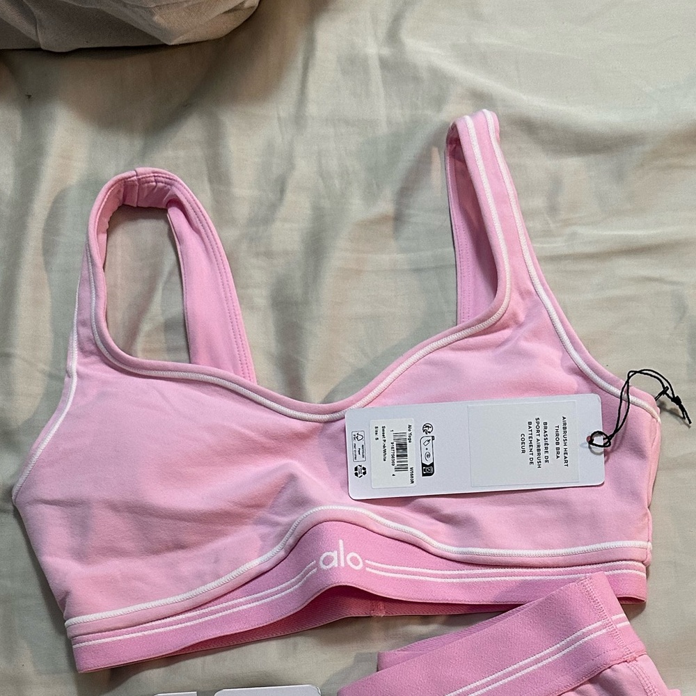 ALO sweet pink heartthrob bra